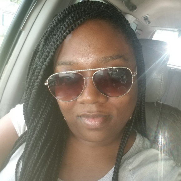 Meet your Posher, Lynnkeesha - Picture 1 of 1